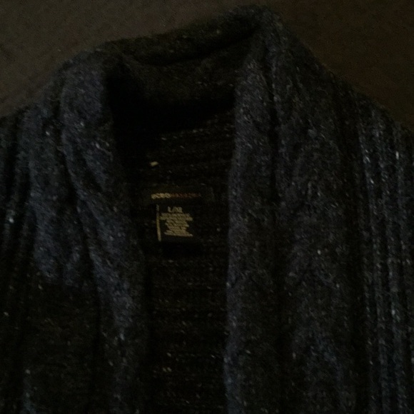 Sweater - Picture 2 of 2